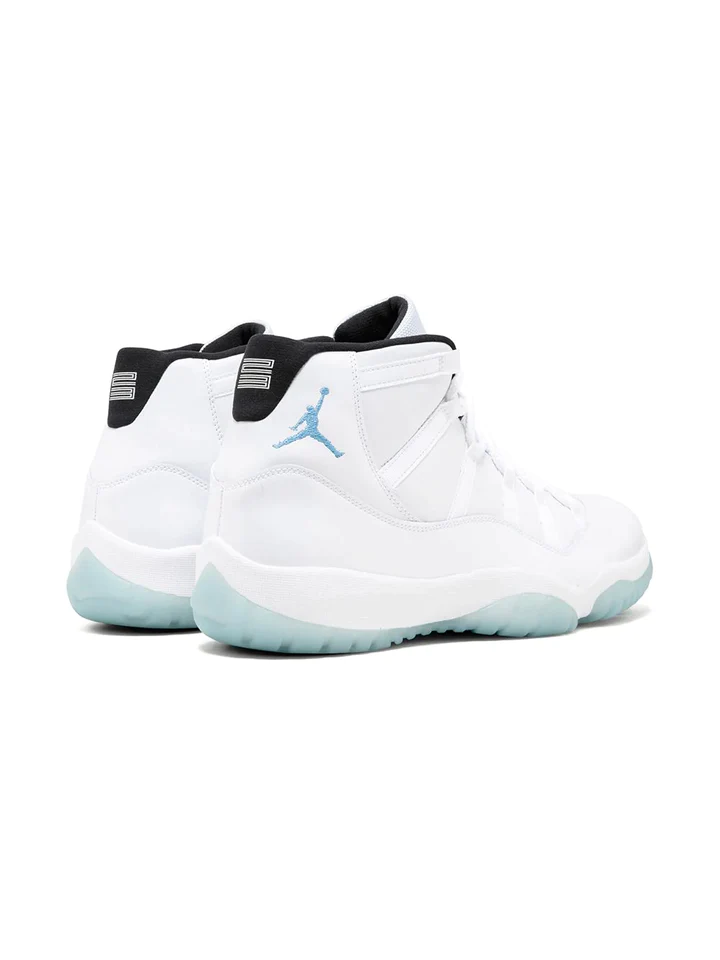 AIR JORDAN 11 RETRO 'LEGEND BLUE' - Image 5