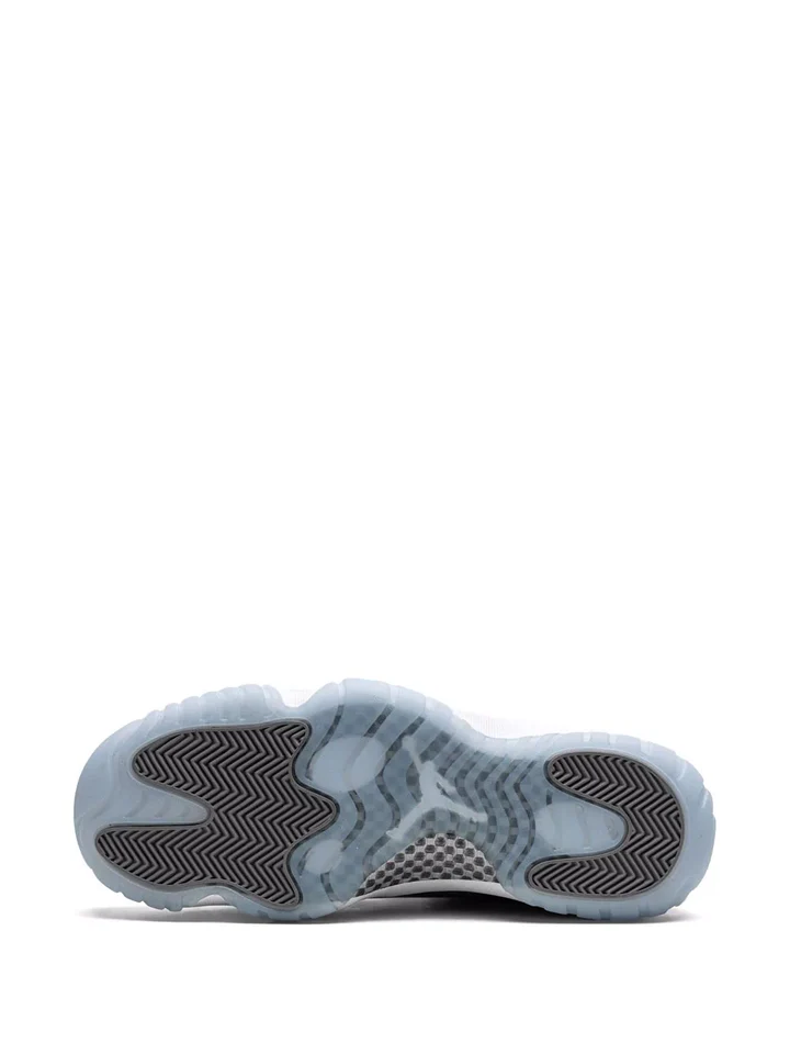 AIR JORDAN 11 RETRO 'COOL GREY' 2021 - Image 2